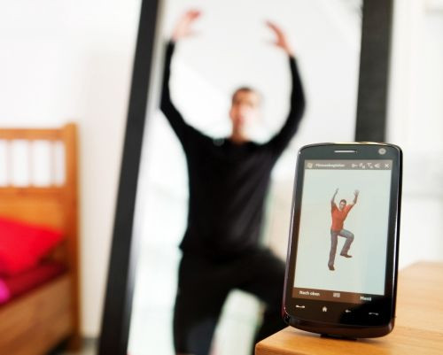CeBIT 2011: Electronic fitness trainer