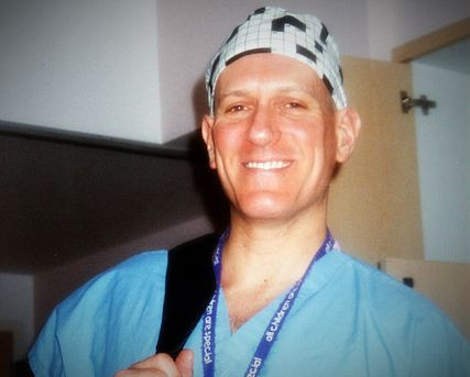 Long- and short-sleeved physician workwear receive same amount of bacterial and MRSA contamination