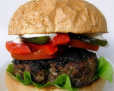 'Fatting in': Immigrant groups eat high-calorie American meals to fit in