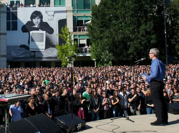 Apple CEO Tim Cook