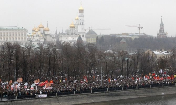 A general view of a sanctioned rally