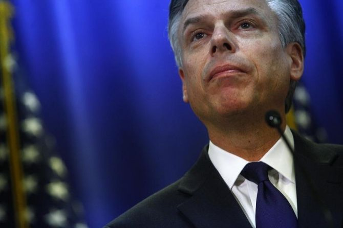 Republican presidential hopeful Jon Huntsman announces the suspension of his 2012 presidential bid in Myrtle Beach, South Carolina, January 16, 2012.