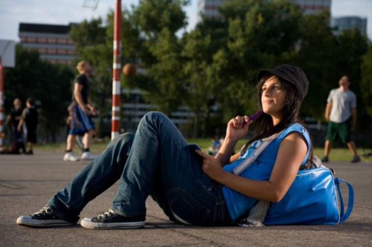 Fist Clenching Can Improve Your Memory, Study Finds