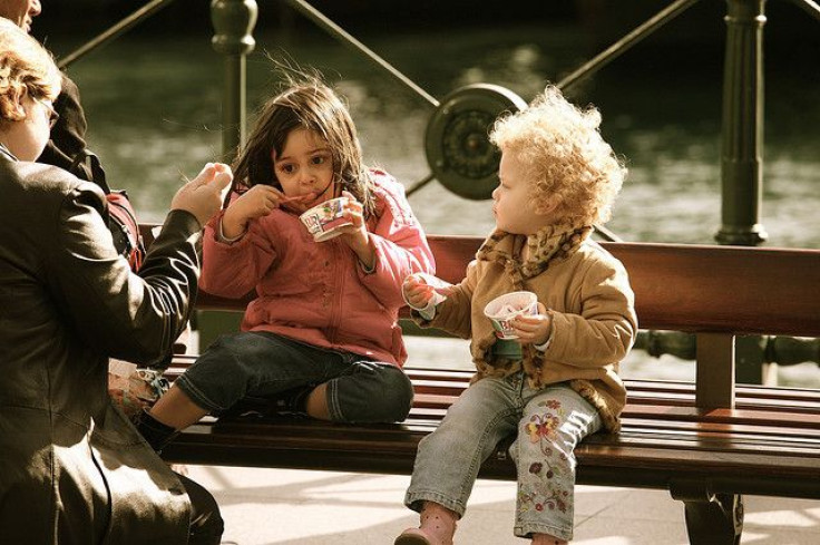 kids eating ice-cream
