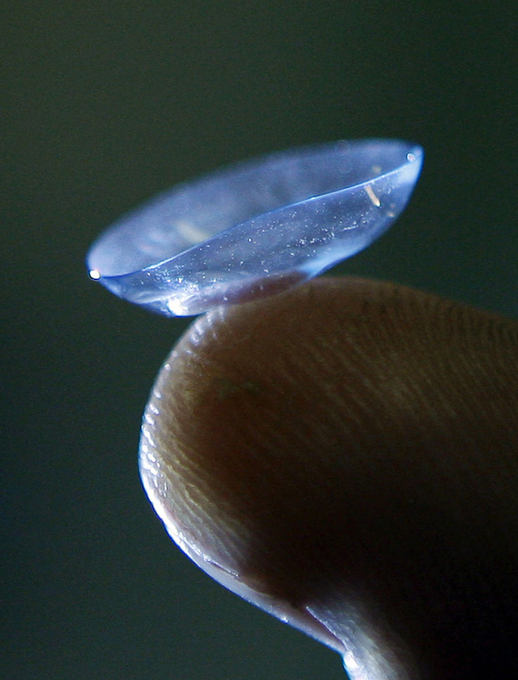 Contact Lenses Worn By Night Corrects Vision During Day