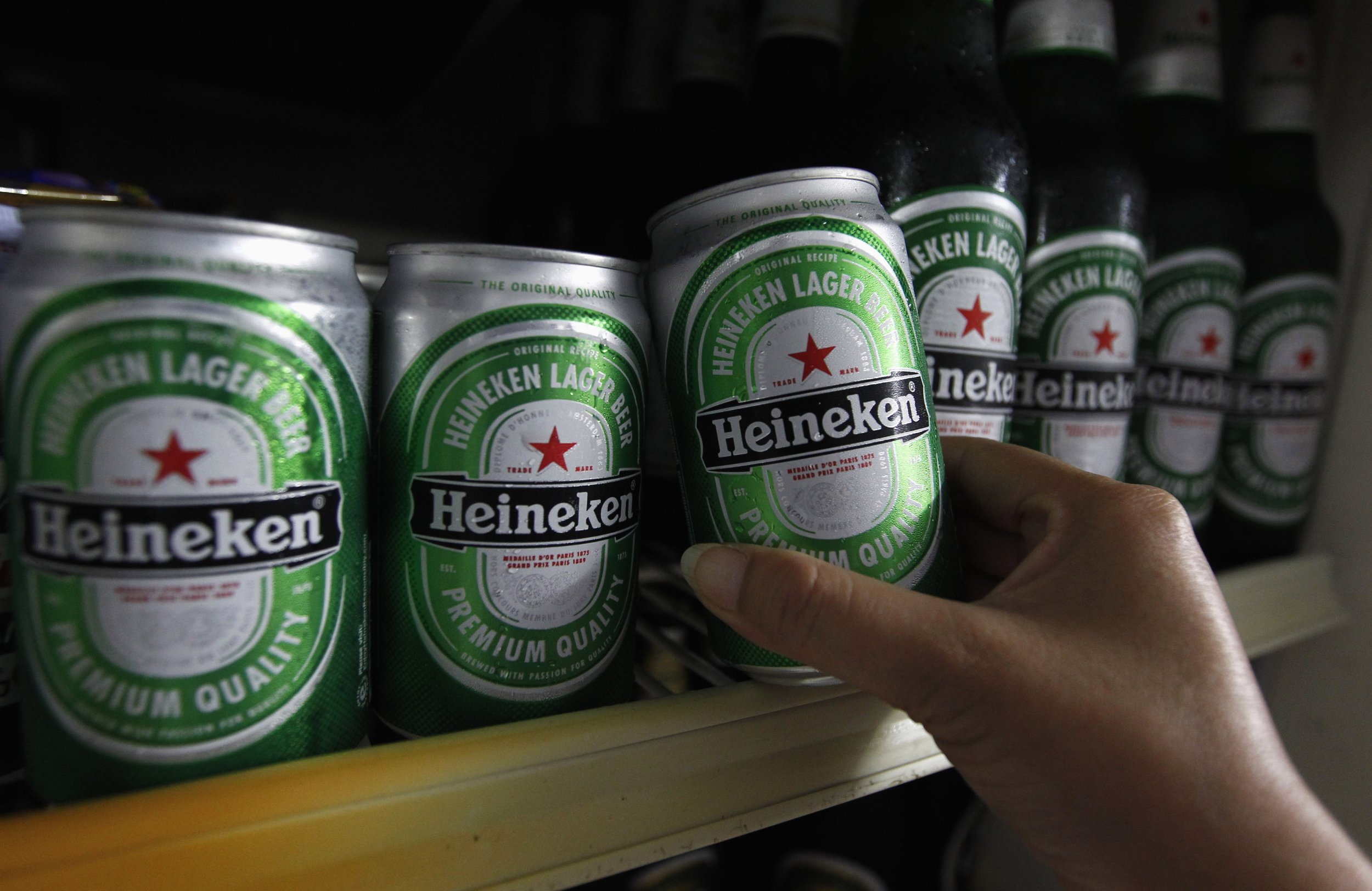 https://d.medicaldaily.com/en/full/225897/heineken-beer.jpg