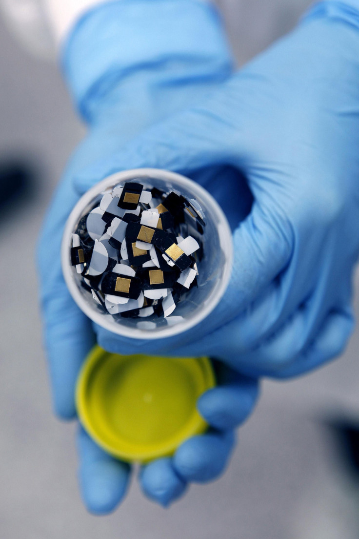 container of nanopatches