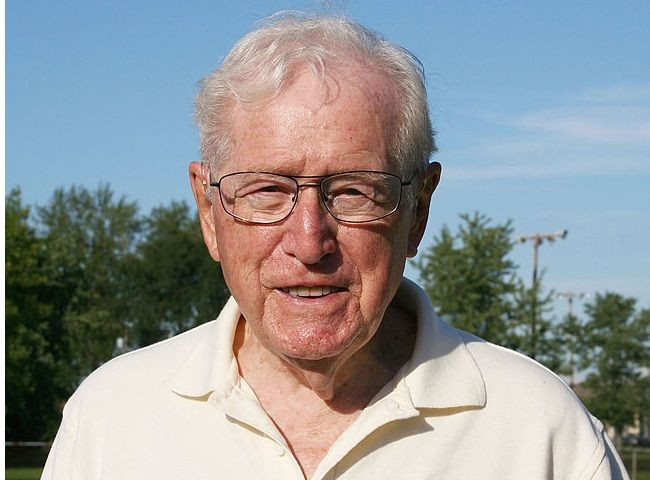 Otis Bowen Dies - Health Secretary