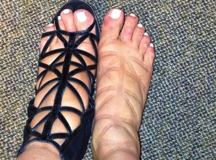 Kim Kardashian swollen feet pregnancy high heels