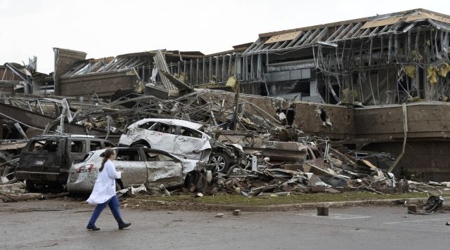 Moore Oklahoma Tornado Devastates Hospital Medical Center