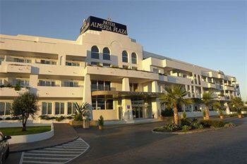 CaboGata Plaza Suites