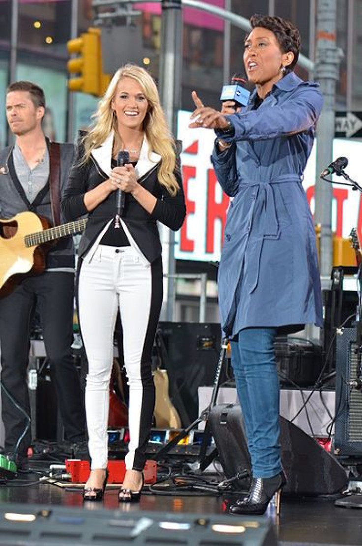 Robin Roberts and Carrie Underwood