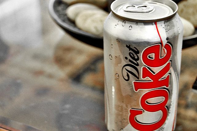 diet soda damages teeth