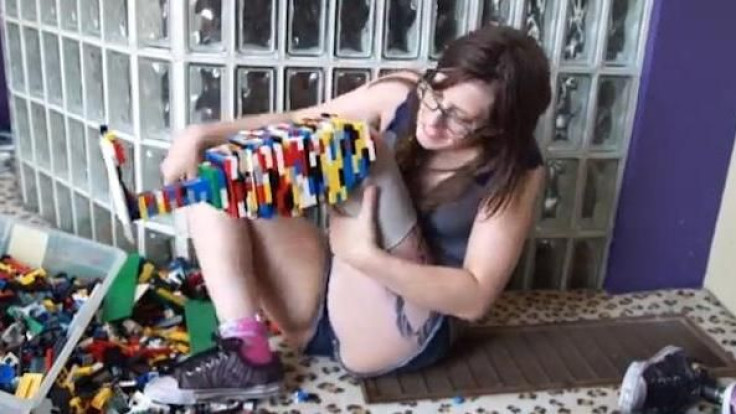 Amputee-builds-Lego-prosthetic-leg
