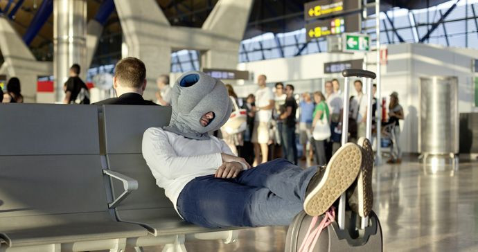 OSTRICH-PILLOW_Studio-Banana-THiNGS_kawamura-ganjavian_02