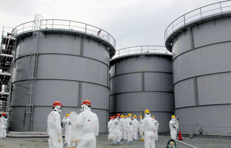 workers attend to Fukushima Daiichi