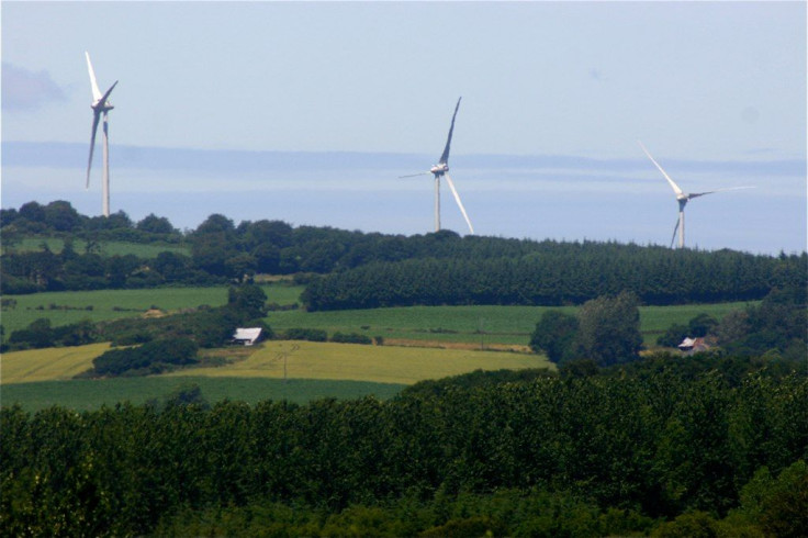 Neighbors Complain Of 'Wind Turbine Syndrome'