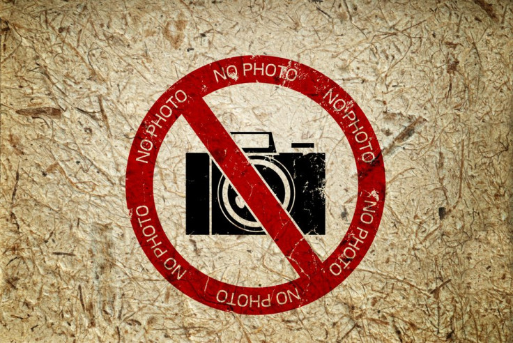 no photos
