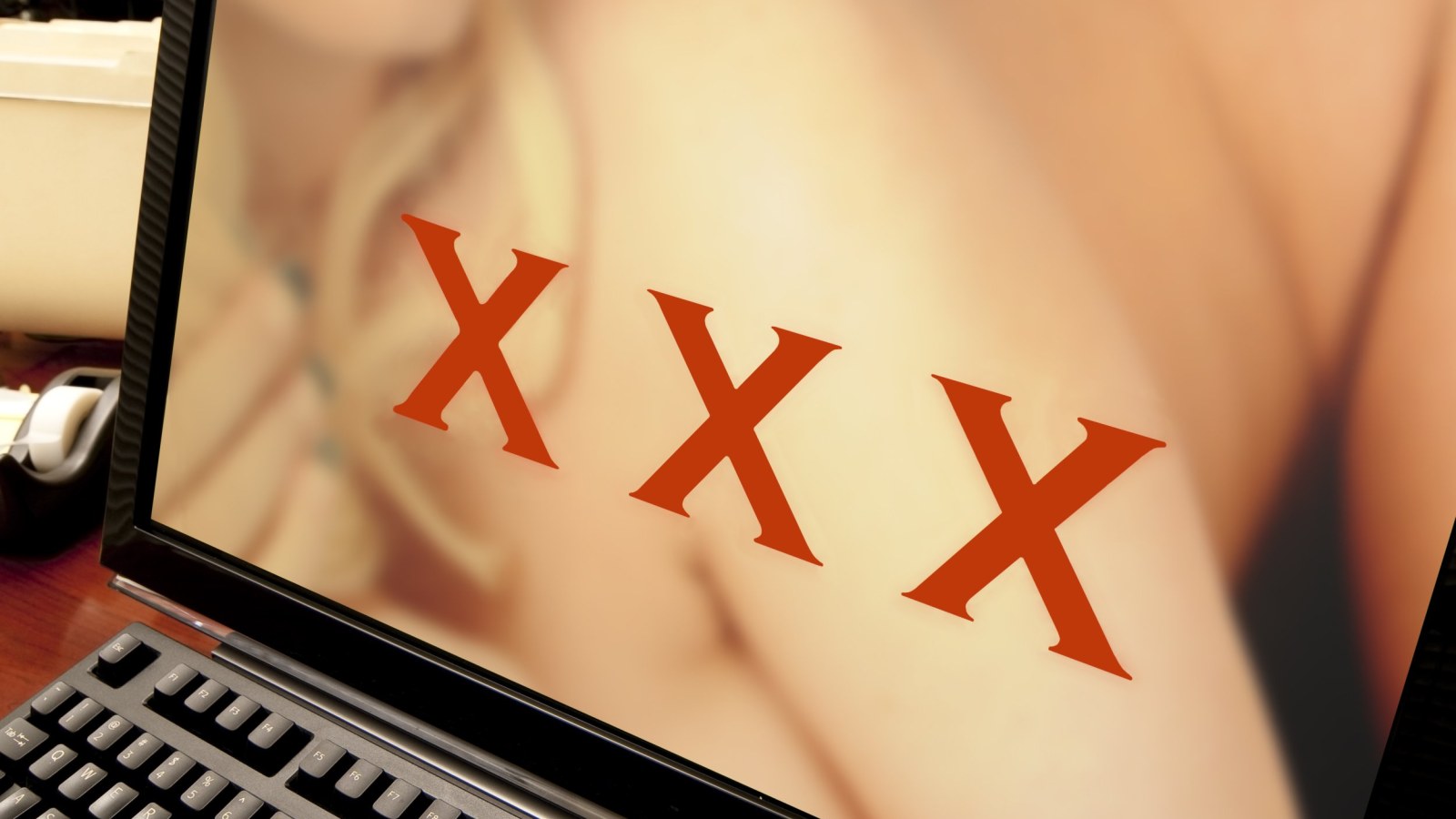 Porno jurnali toplamida Porno jurnali toplamida