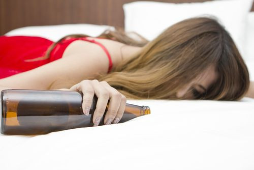 Woman Give Teenage Girl Given IV And Is Arrested