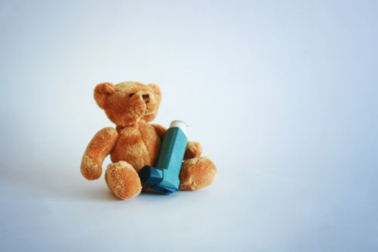 Children's Asthma Risk Increases With Plastic Exposure