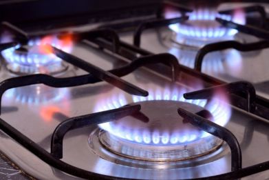 Kitchens with a gas stove but no ventilation increase a child's risk of asthma.