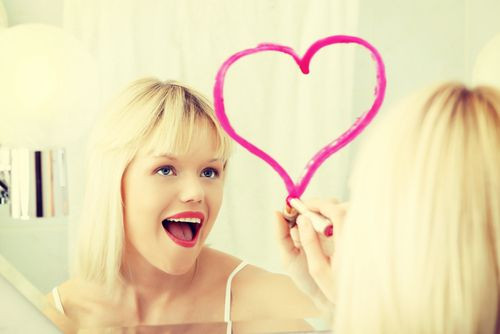 Kiss the mirror
