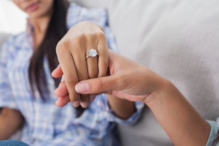 An Expensive Engagement Ring Predicts Divorce