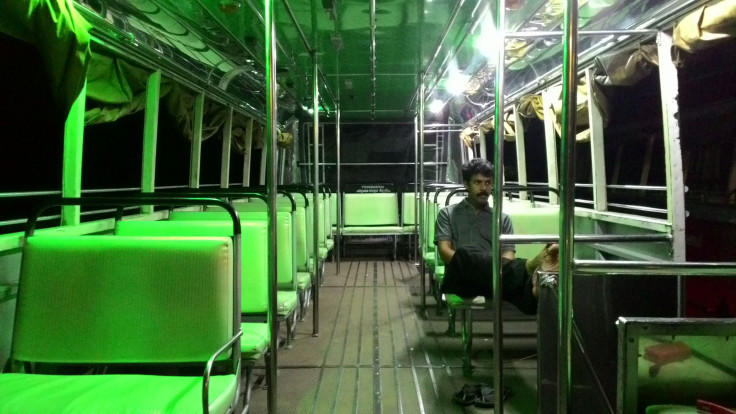 alone-train