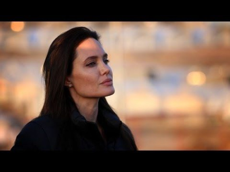Angelina Jolie Has Ovaries And Fallopian Tubes Removed After Doctors Detect Possible Early Signs Of Cancer