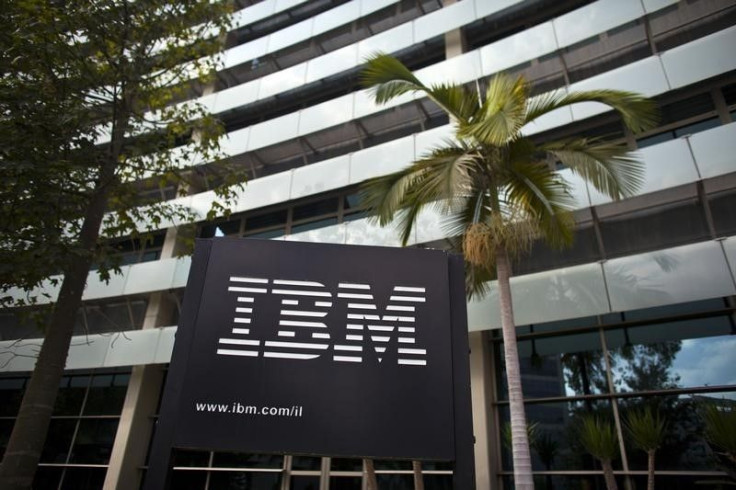 IBM teams with apple