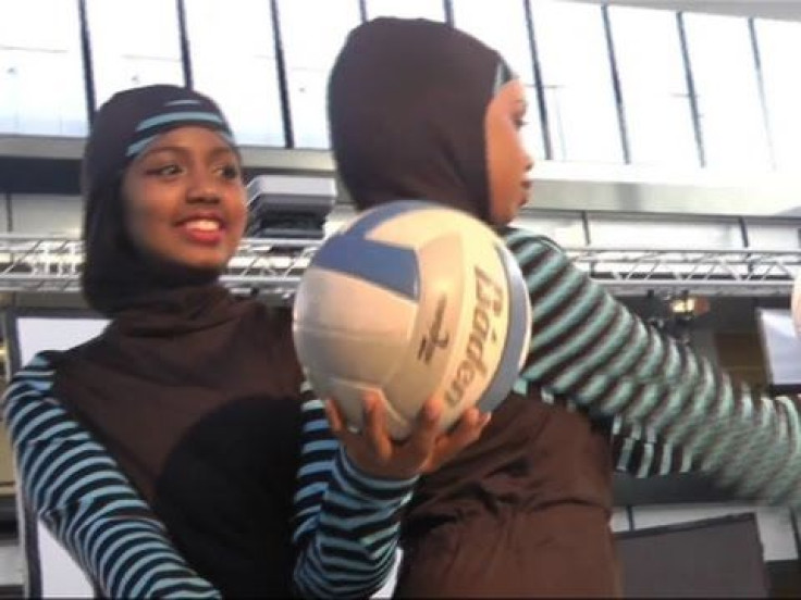 Female Muslim Athletes To See New, Comfortable Sportswear Thanks To Designs By These Minnesota Teens