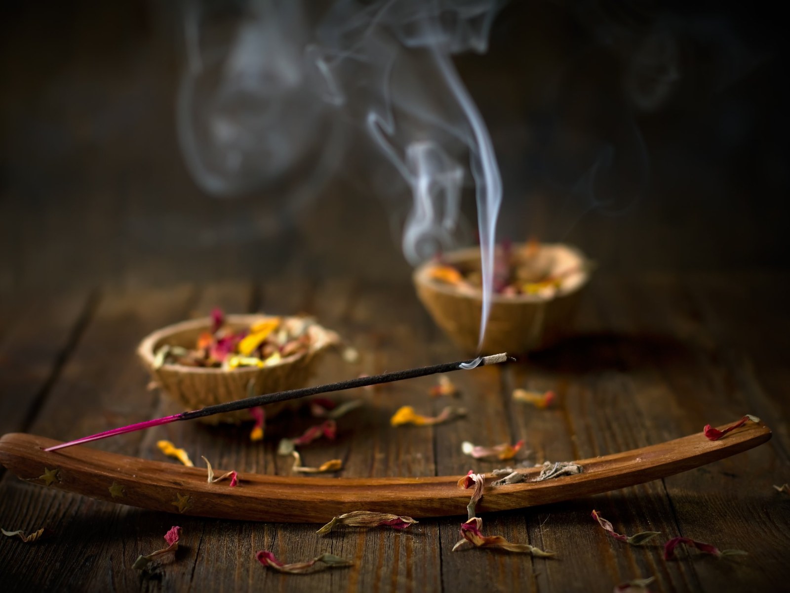 is incense worse than cigarettes Agarbatti a health hazard because the smoke from it contains chemicals that are known to harm the lungs. The cheaper you buy them, the their smoke is. But these Is Incense Smoke Bad for