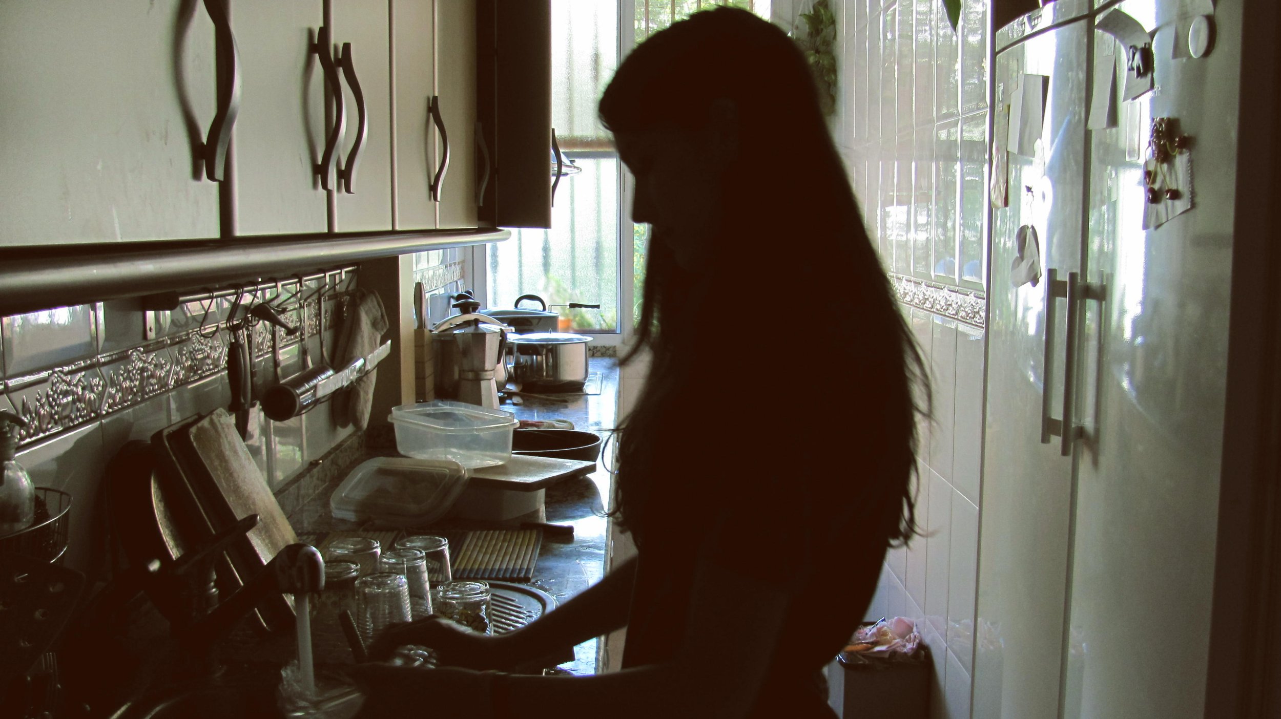 Washing dishes could cleanse mind: Study finds meditation opportunity at  the sink