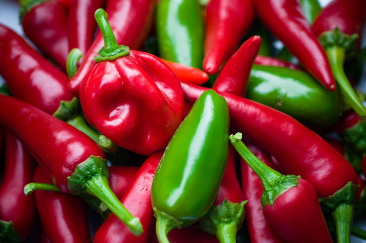 Benefits of eating chili peppers