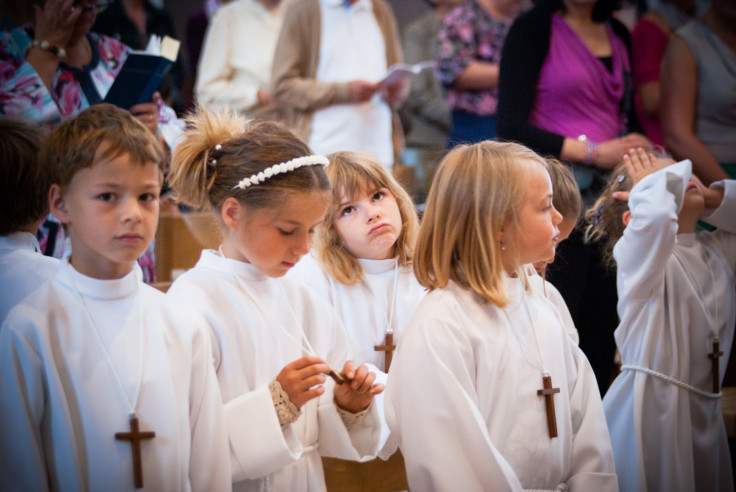 Altar children