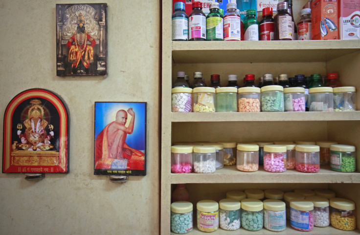 indian medicine racks