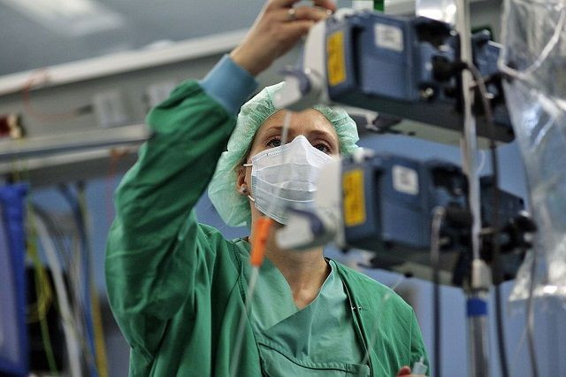 Anesthesiologist
