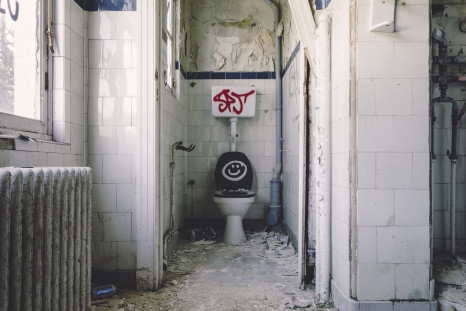 If your diarrhea is so bad that it leaves your bathroom in ruins, you might have a serious health problem.