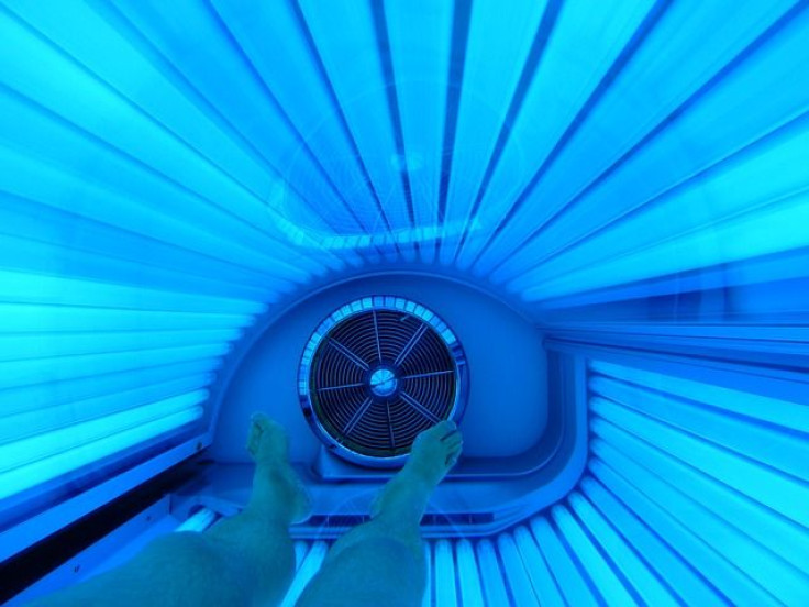 tanning-bed-165167_640