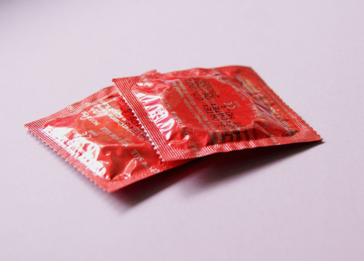 red-condoms-849407_1920