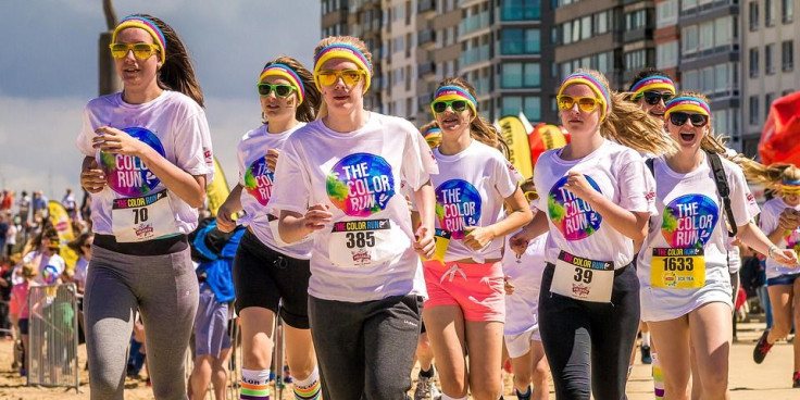 women running