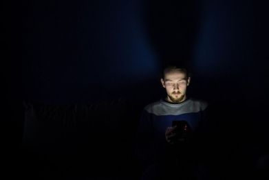 Artificial light from electronic devices may ruin your sleep.