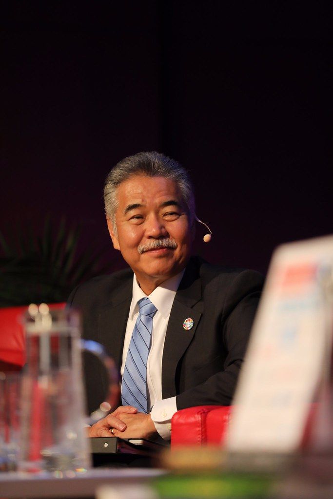 Hawaiian Governor David Ige has implemented a hefty fine for those who break new quarantine procedures in the island state