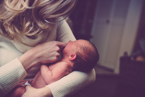 Mothers should continue breastfeeding despite coronavirus risks.