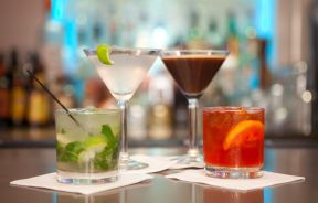 state-florida-bans-alcohol-all-bars