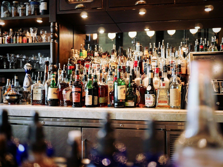 alcoholic-beverages-18452951920
