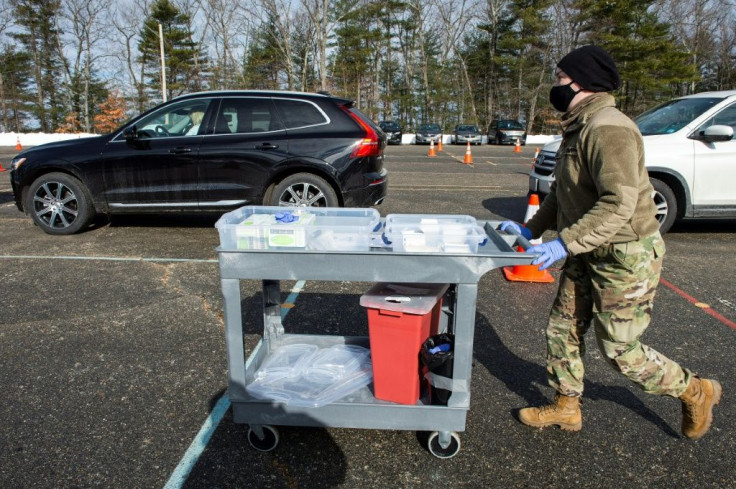 a-us-national-guard-soldier-pushes-a-cart