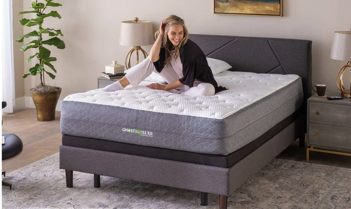 Best Mattress For Side Sleepers With Shoulder Pain And How To Sleep On ...