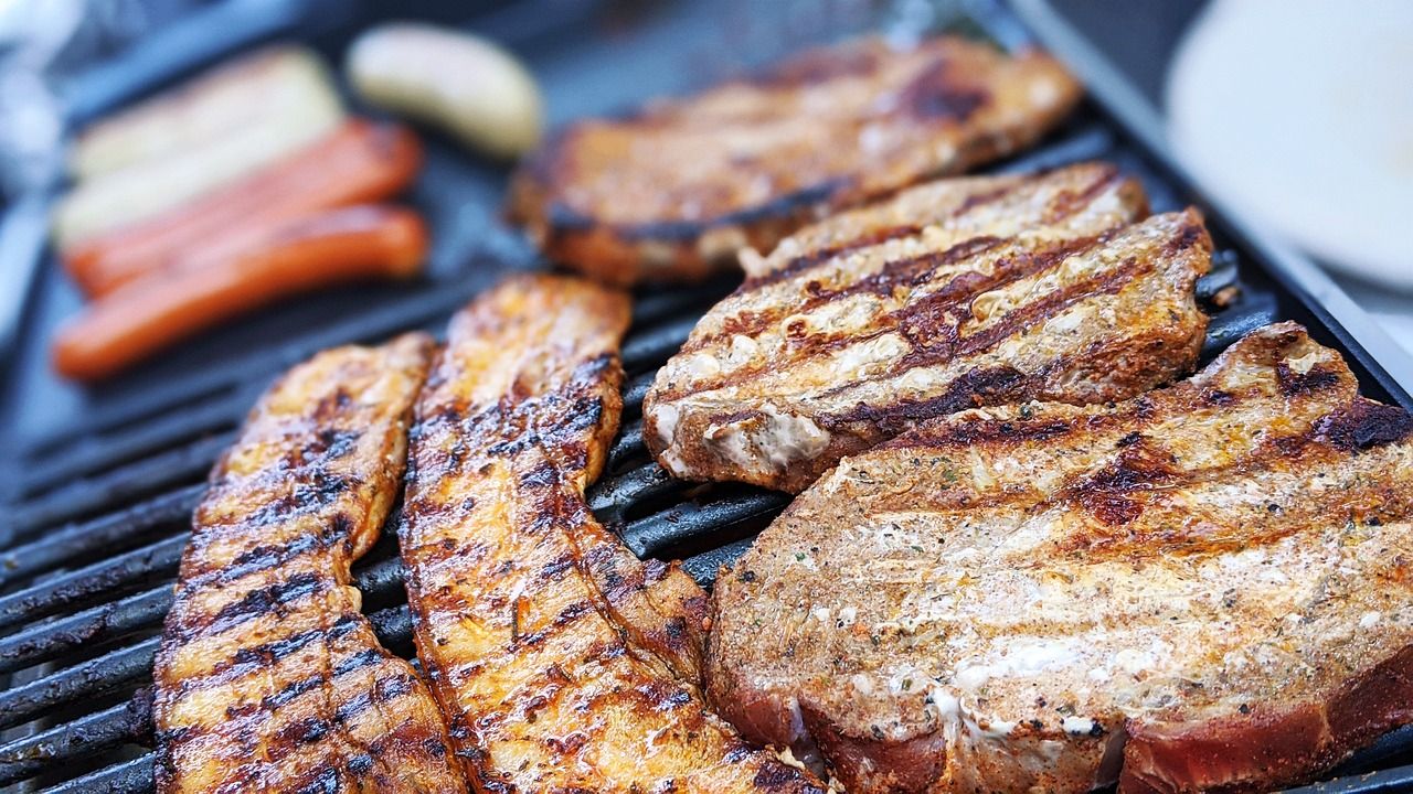 Western Diet Rich In Meat And Dairy Can Increase Prostrate Cancer Risk, Study Says